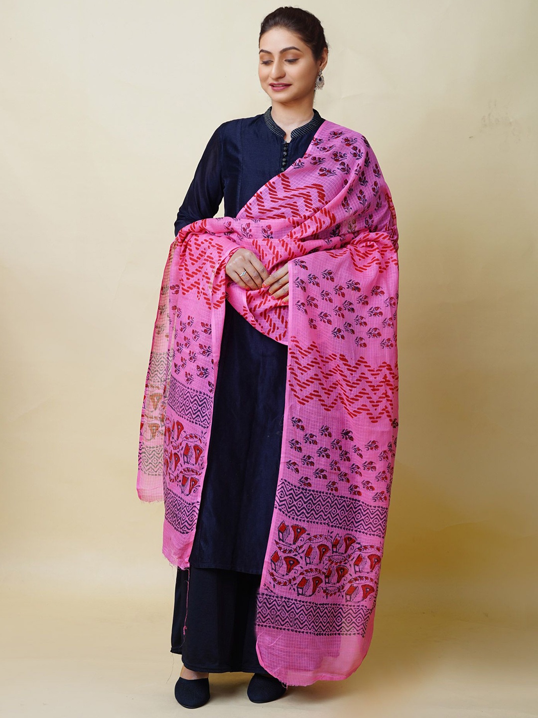 

Unnati Silks Floral Cotton Silk Block Printed Kota Dupatta, Pink
