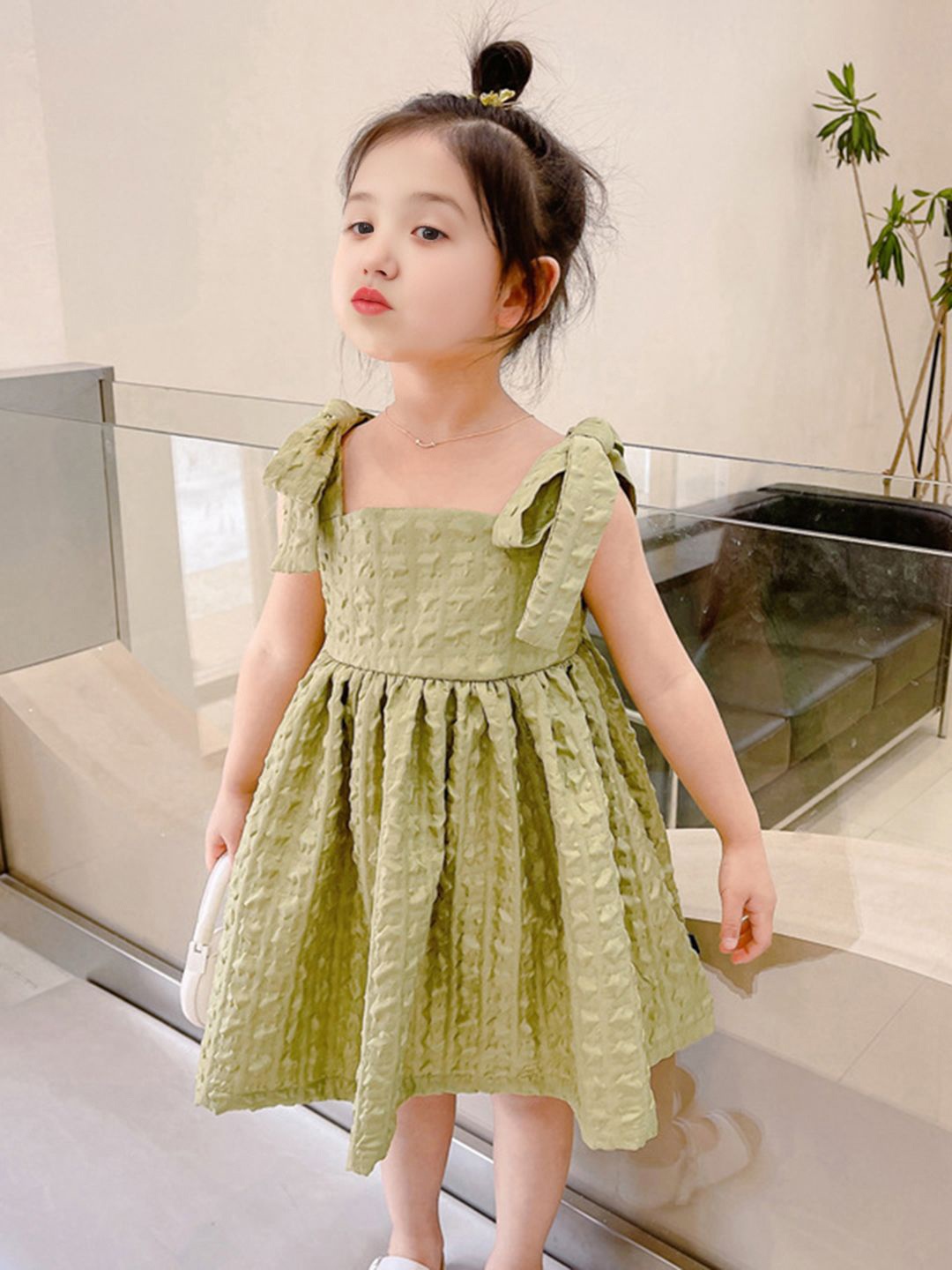 

INCLUD Girls Textured Sleeveless Bow Knot Fit & Flare Dress, Green