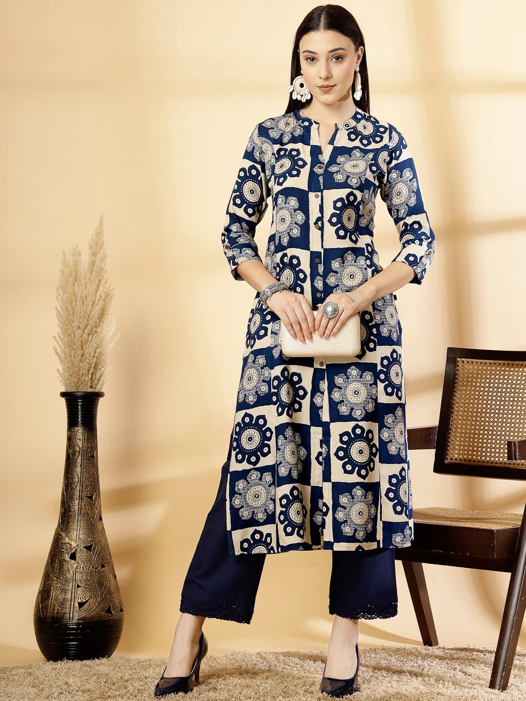 

Pistaa Ethnic Motifs Printed Band Collar A-Line Kurta, Navy blue