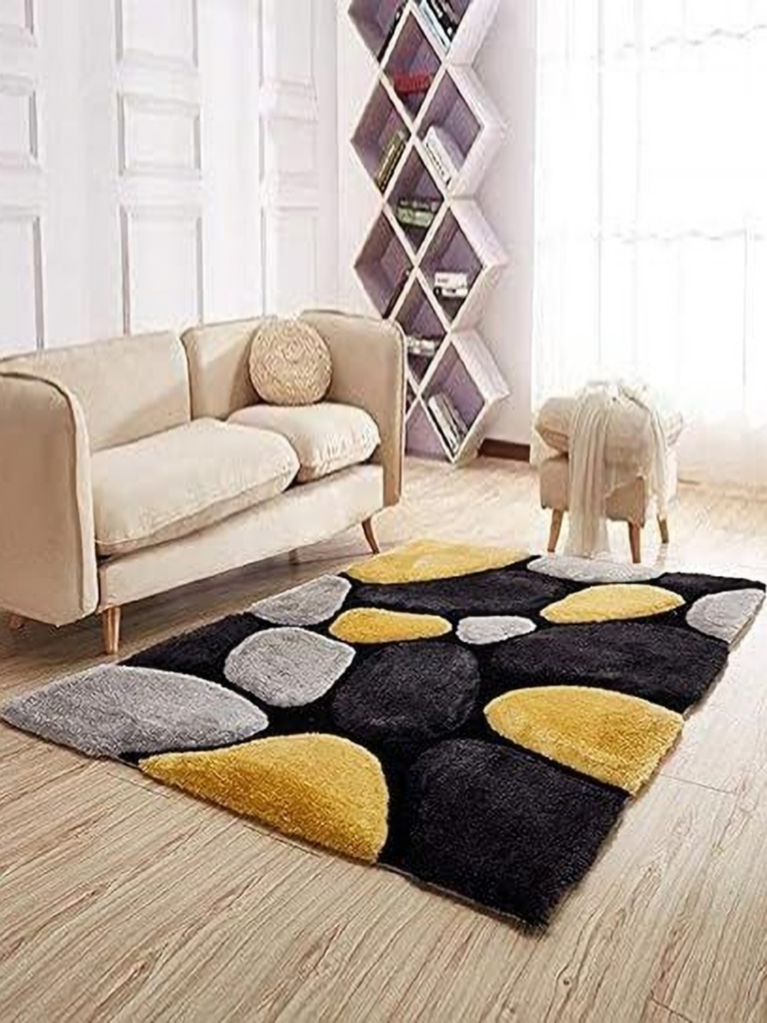 

Banchmark Home Furnishings Yellow Geometric Handmade Polyester Carpet