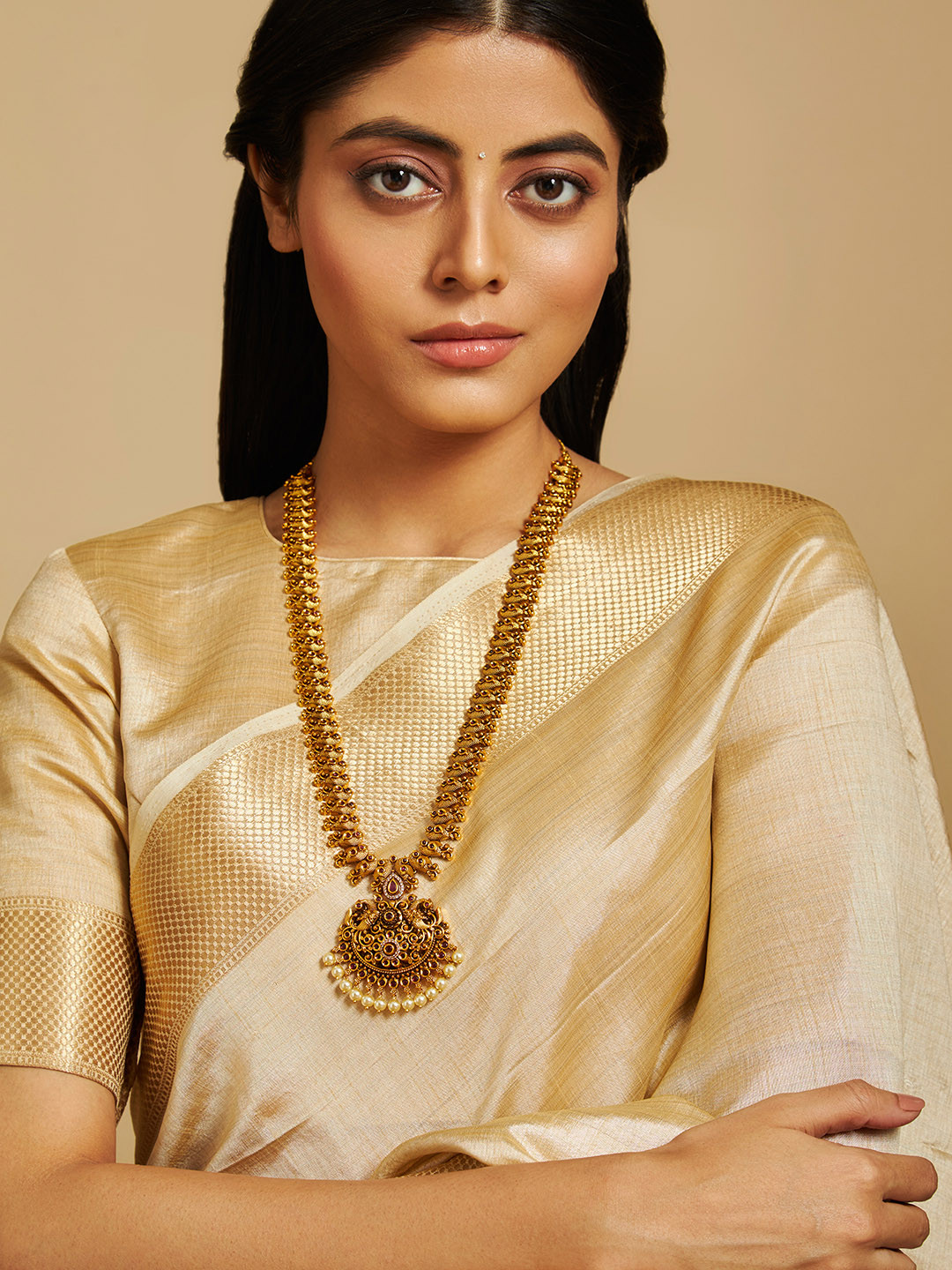 

Kushal's Fashion Jewellery Copper Gold-Plated Antique Necklace
