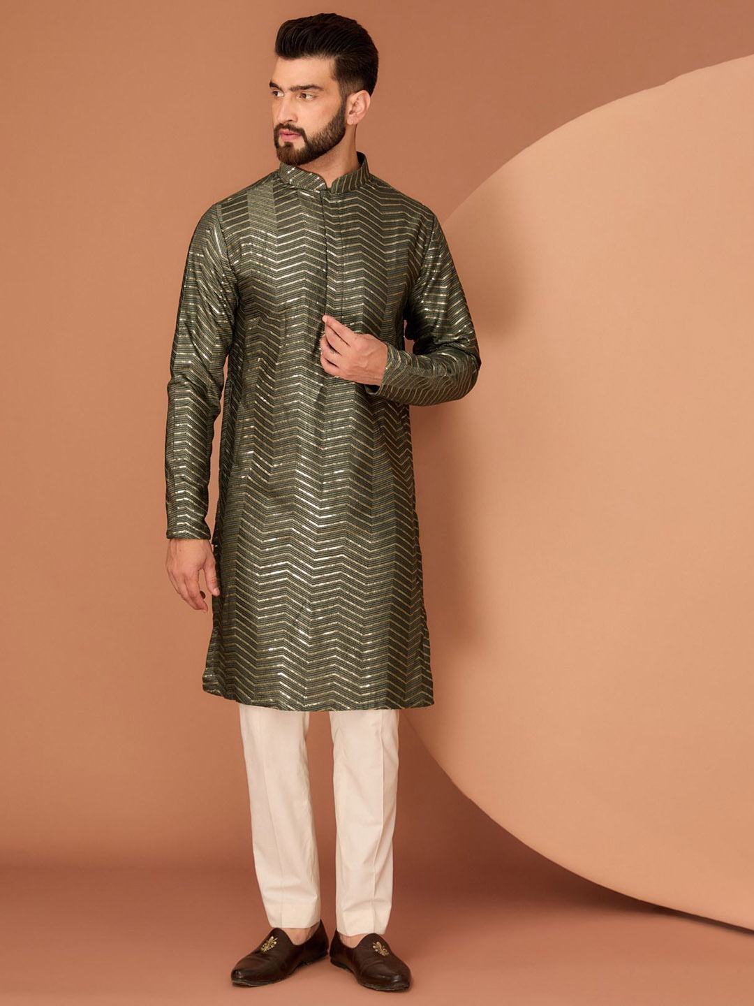 

KASBAH CLOTHING NISHCHAIY SAJDEH Floral Embroidered Thread Work Straight Kurta, Green