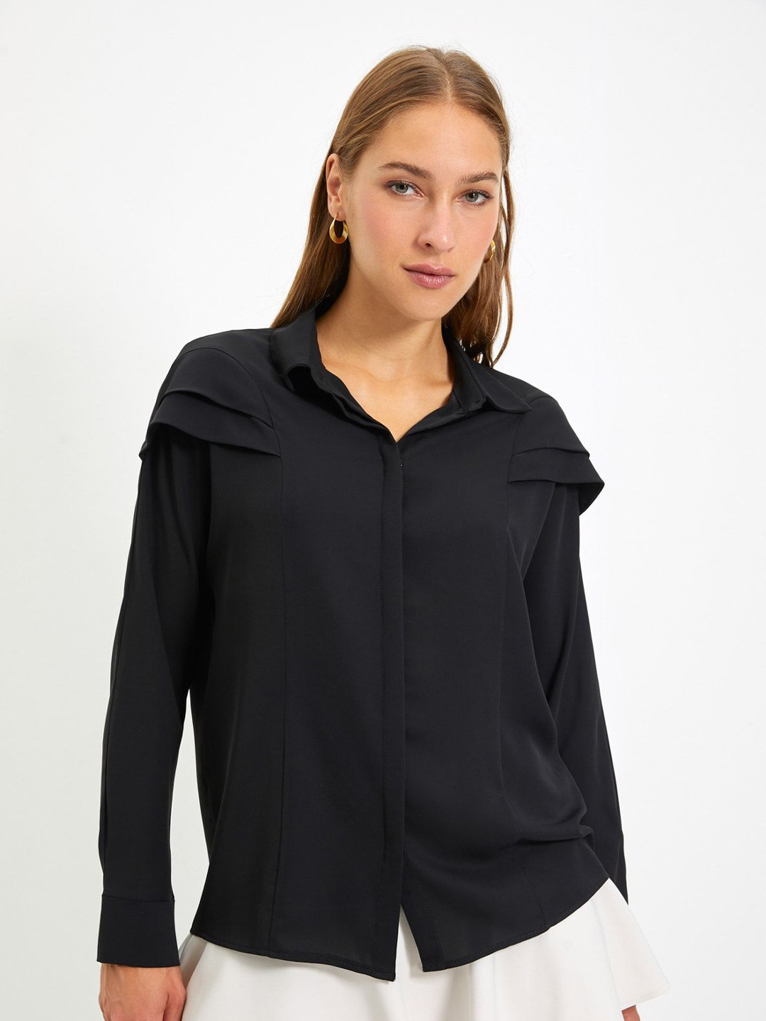 

Trendyol Women Polka Dot Opaque Casual Shirt, Na