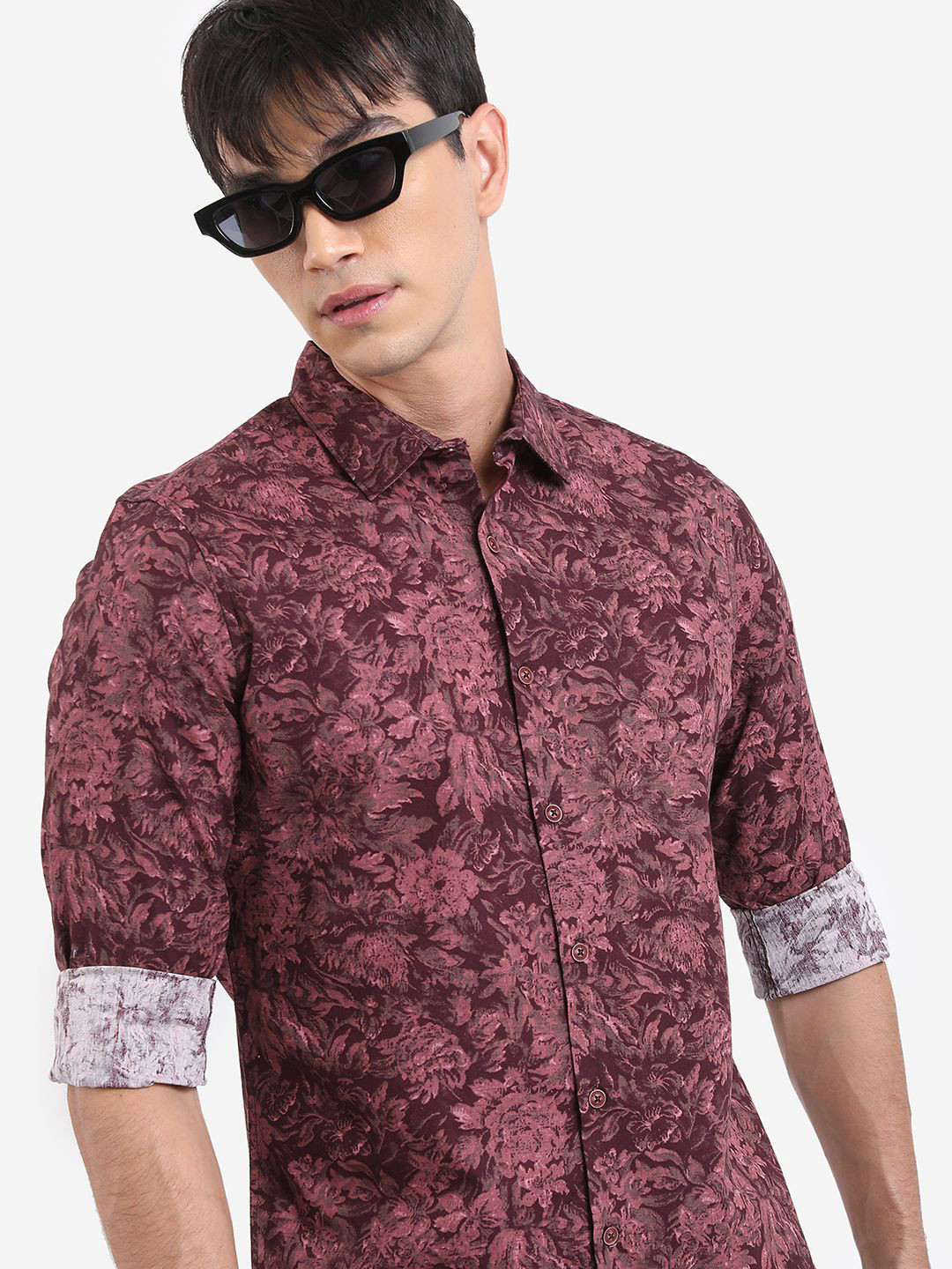 

HIGHLANDER Men Spread Collar Floral Printed Cotton Slim Fit Casual Shirt, Maroon