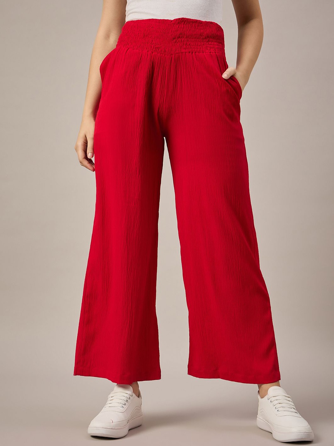 

The Roadster Lifestyle Co Women High Waist Wide Leg Trousers, Red