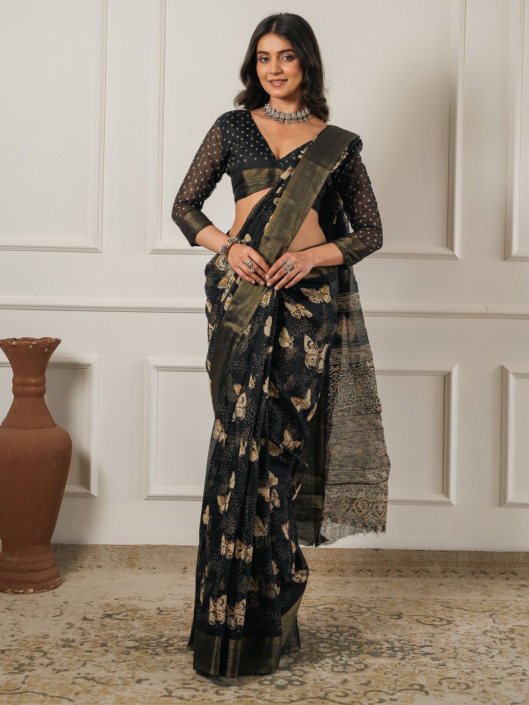 

Dori Ethnic Motifs Zari Saree With Blouse Piece, Black