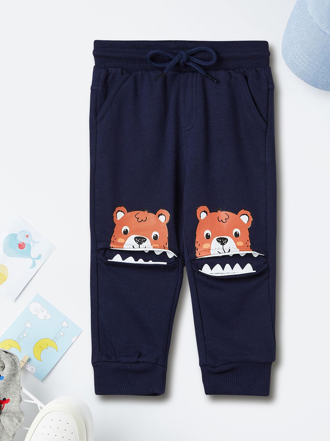 

max Boys Printed Cotton Mid Rise Joggers, Navy blue