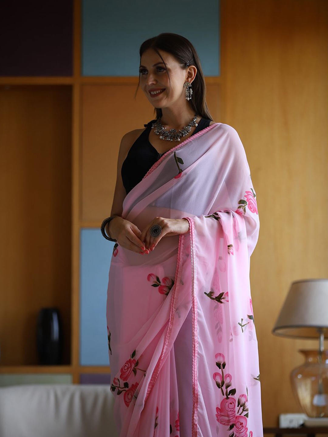 

SAREESBYCHIRAG Floral Poly Georgette Saree, Pink