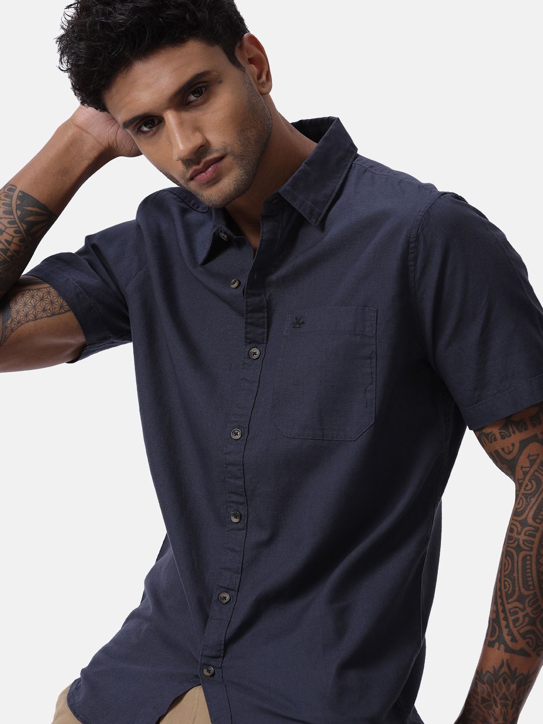 

WROGN Men Custom Spread Collar Solid Cotton Casual Shirt, Grey