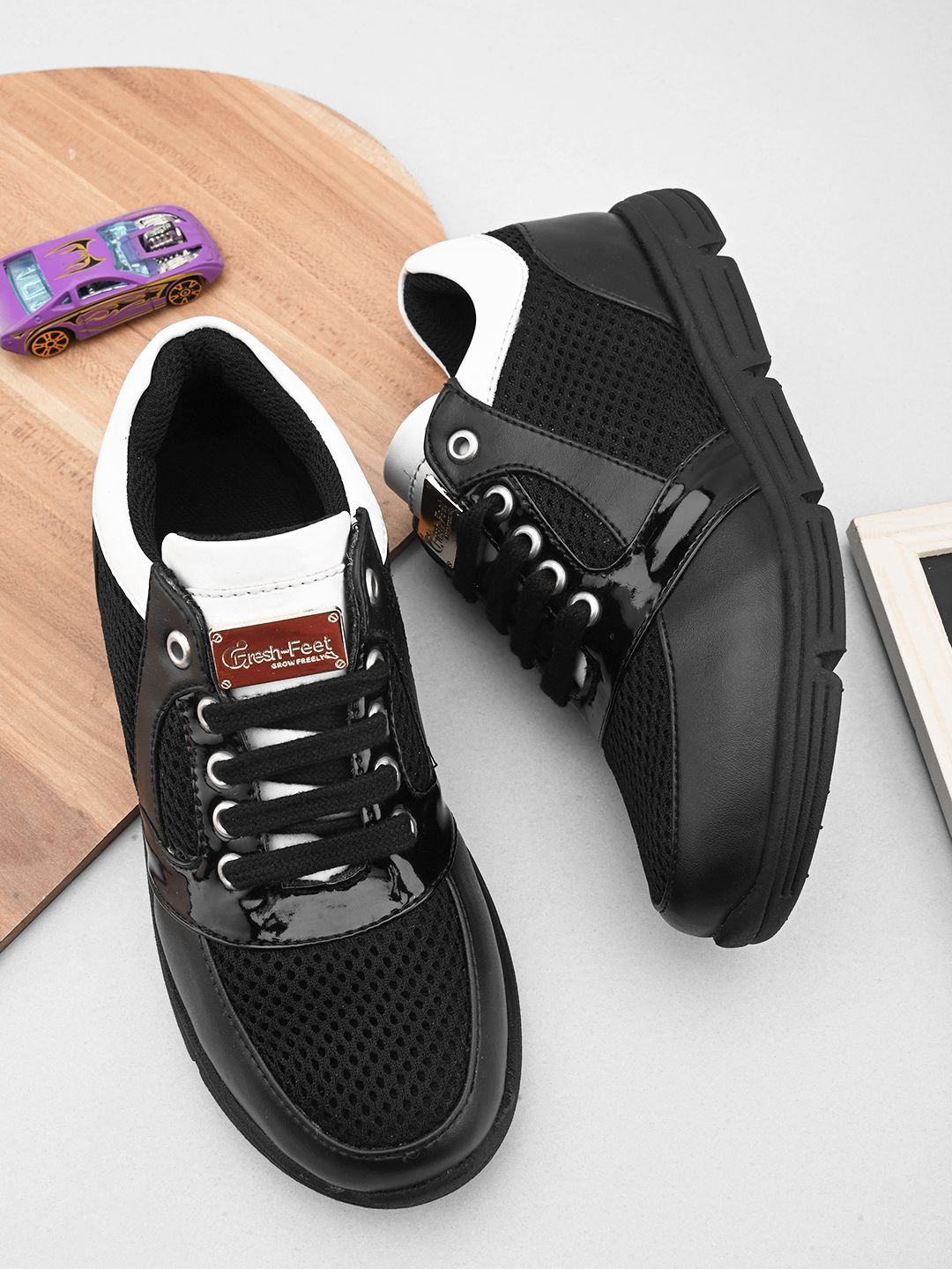 

STEFENS Kids Perforations Lace-Up Sneakers, Black