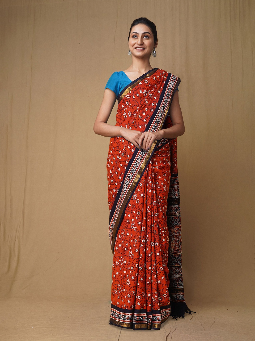 

Unnati Silks Ajrak Block Zari Art Silk Handloom Chanderi Saree, Red