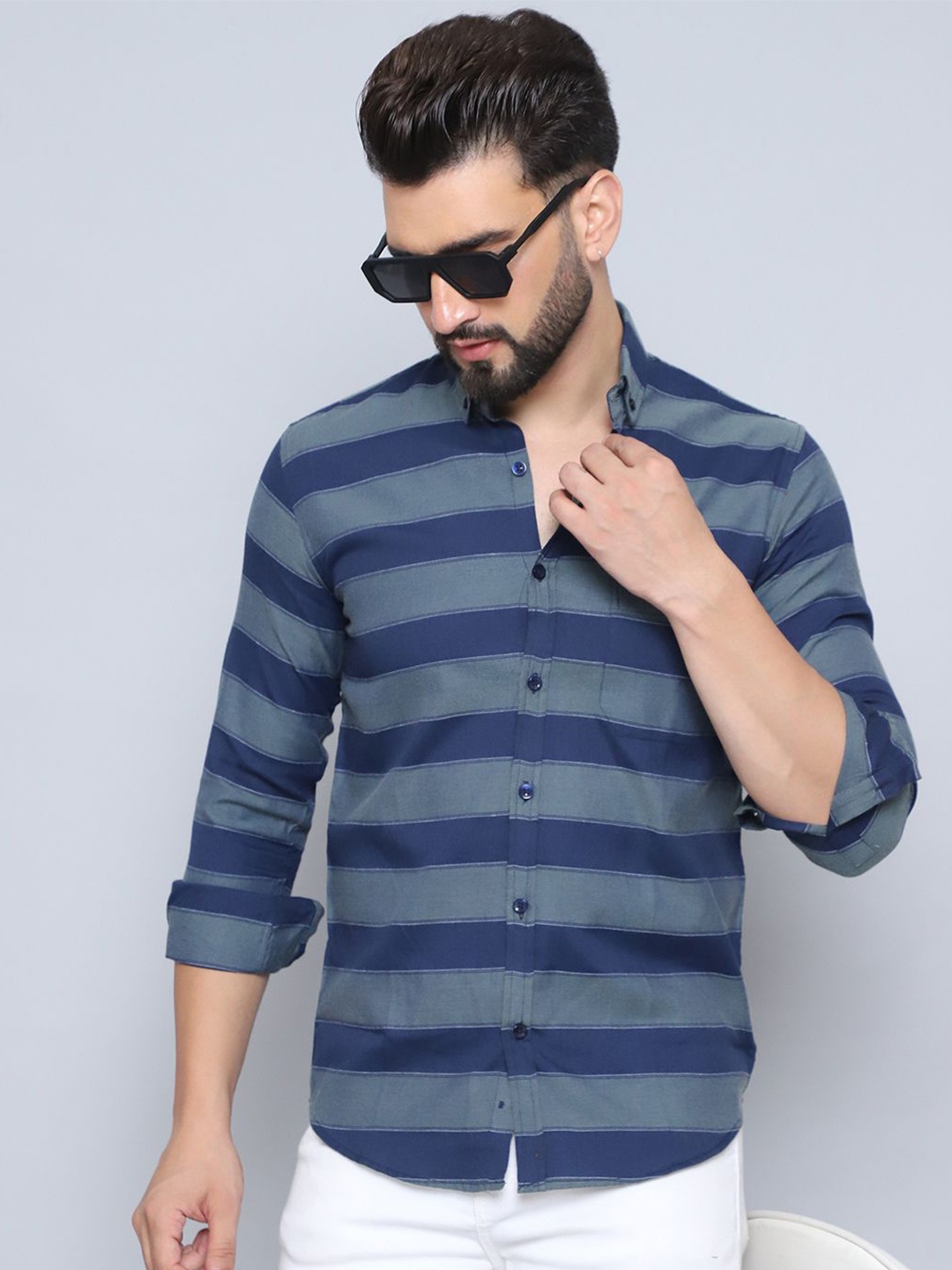 

Indian Needle Men Classic Button-Down Collar Striped Cotton Casual Shirt, Blue