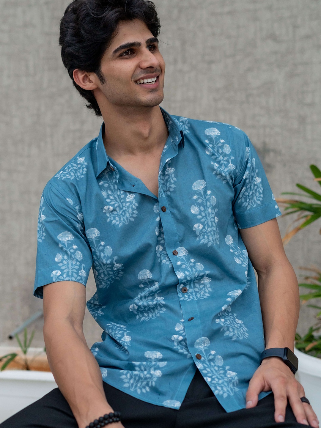 

Shasak Men Classic Spread Collar Floral Printed Cotton Casual Shirt, Blue
