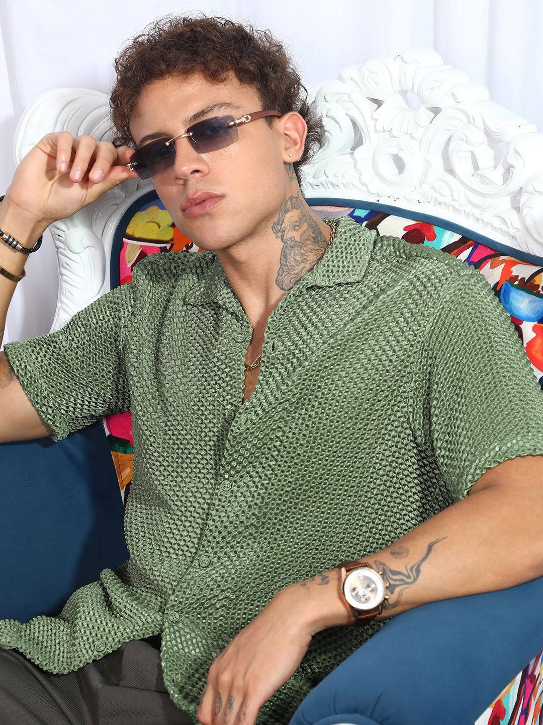 

Campus Sutra Men Comfort Spread Collar Solid Casual Shirt, Green