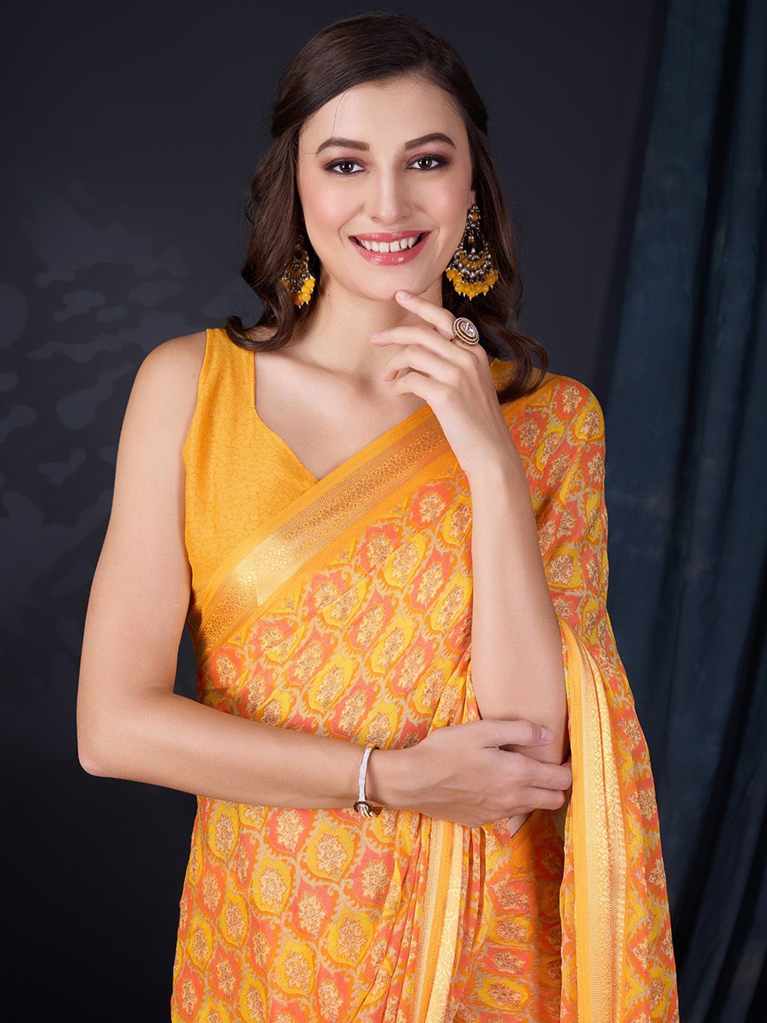 

Mitera Floral Printed Zari Poly Chiffon Saree, Yellow