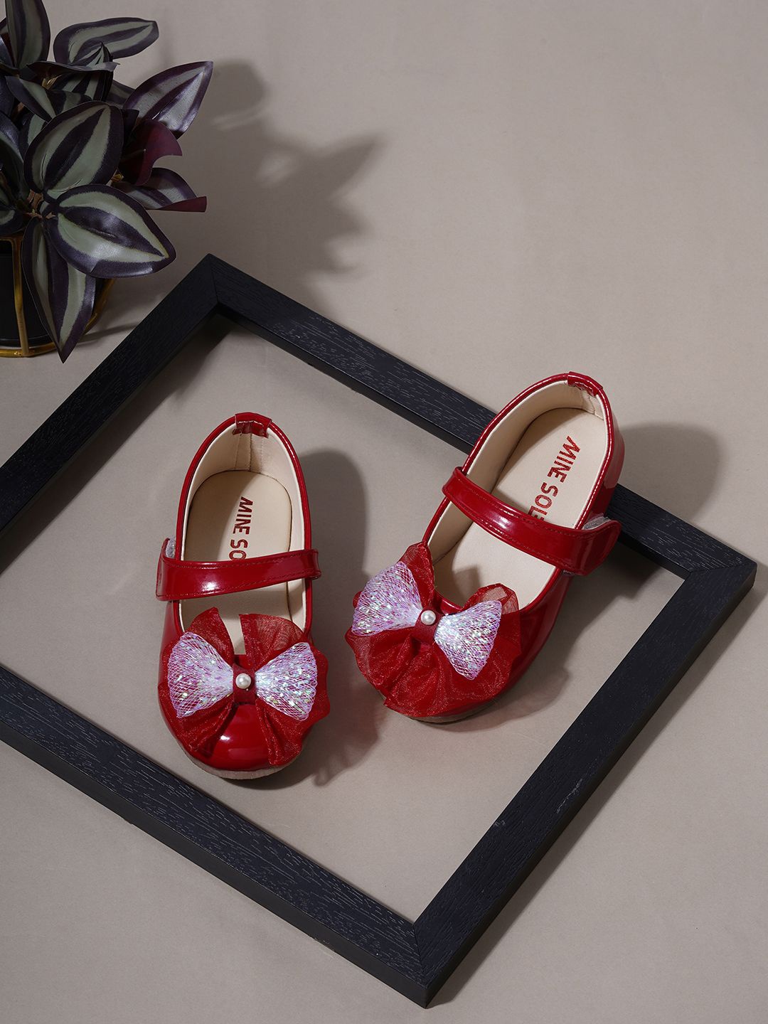 

Minesole Girls Bow Detailed Ballerinas, Red
