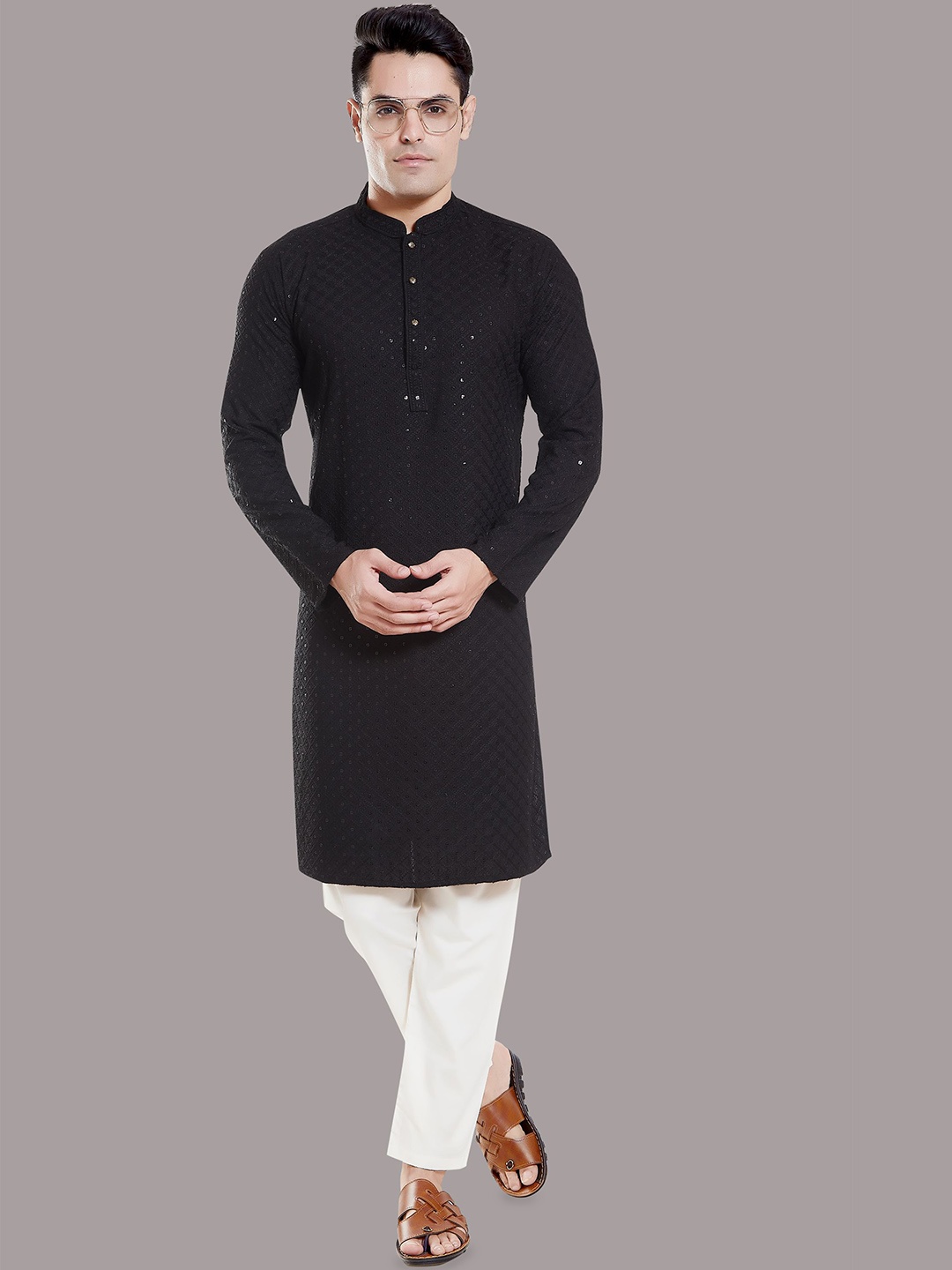 

DIVISIVE Men Thread Work Kurta, Black