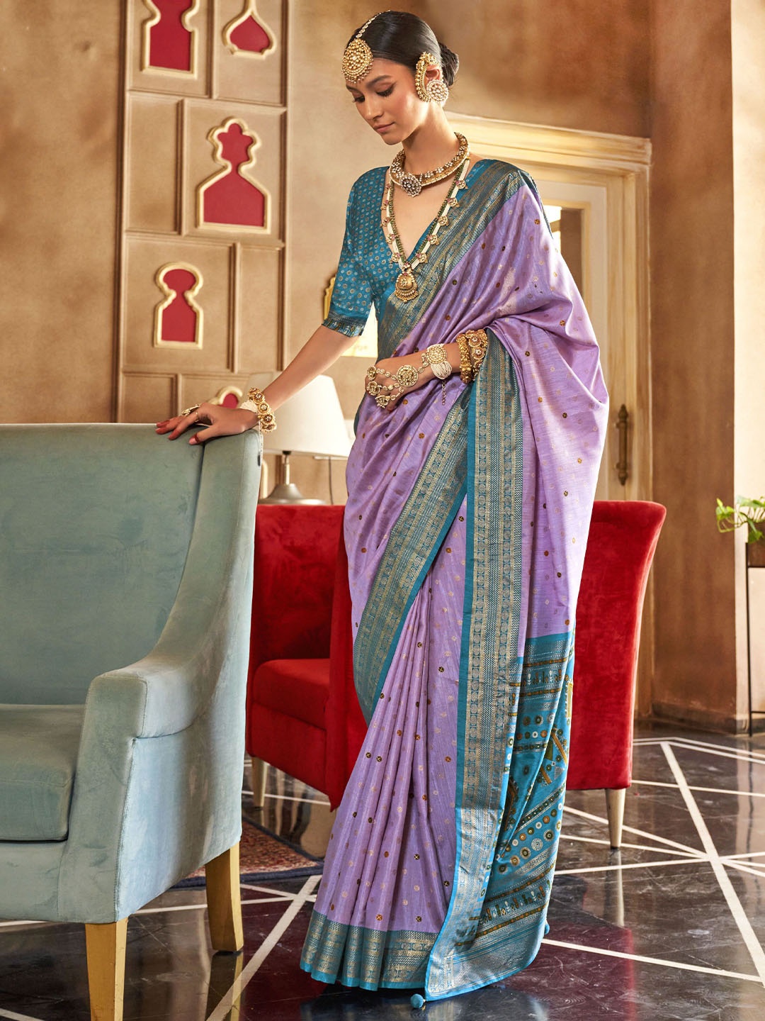

Mitera Woven Design Zari Silk Blend Patola Saree, Lavender