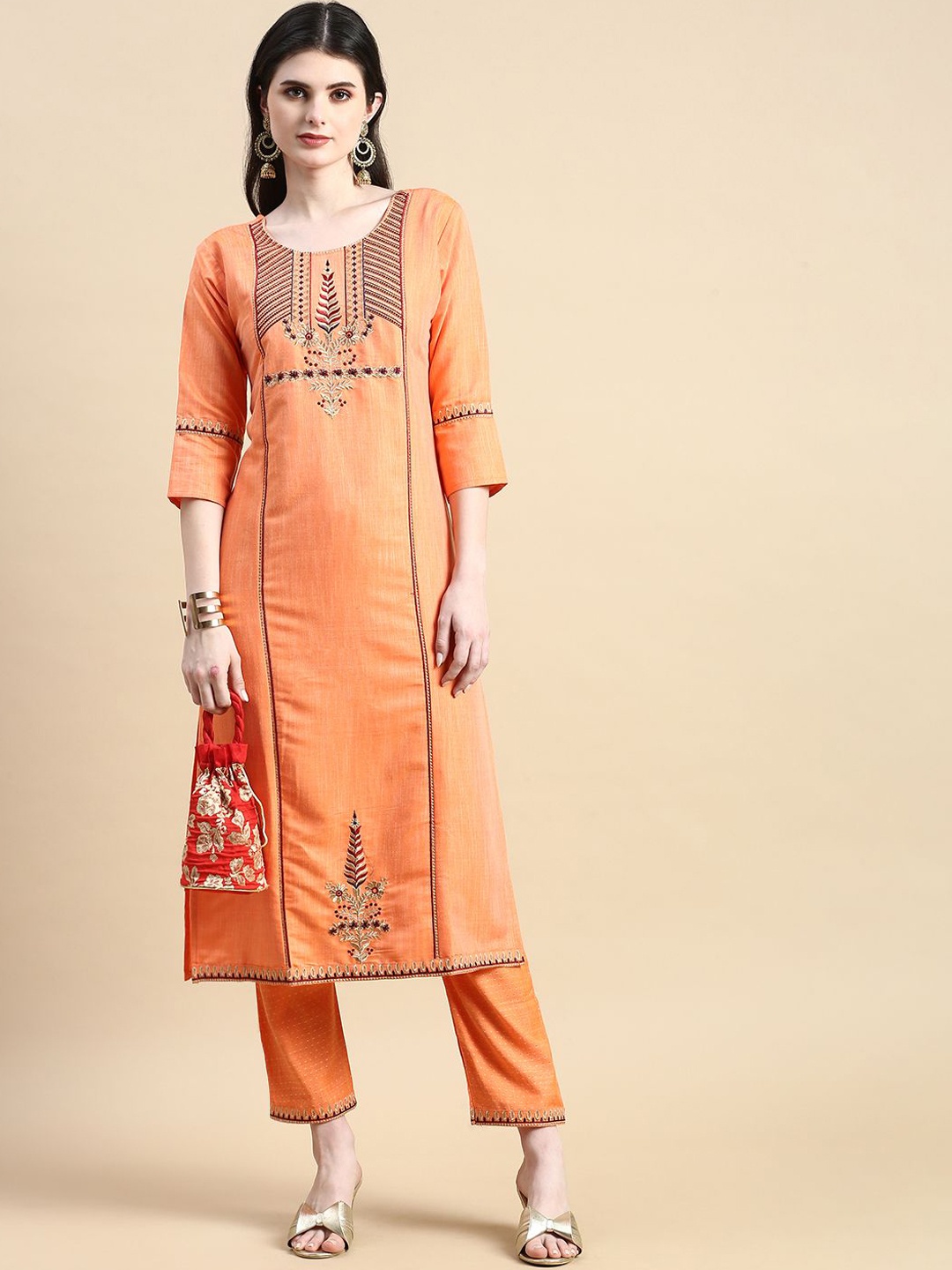 

GRANTH FASHION Women Embroidered Regular Kurti with Churidar, Orange