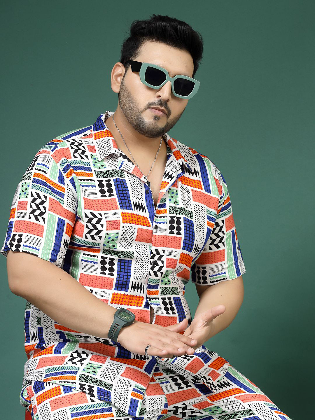 

Rigo Plus Size Geometric Printed Shirt & Shorts, White