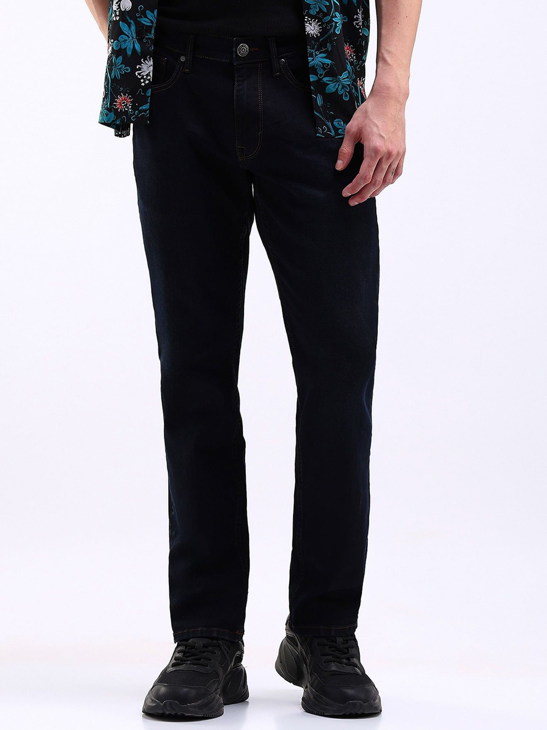 

Flying Machine Men Straight Fit Highly Distressed Stretchable Jeans, Blue