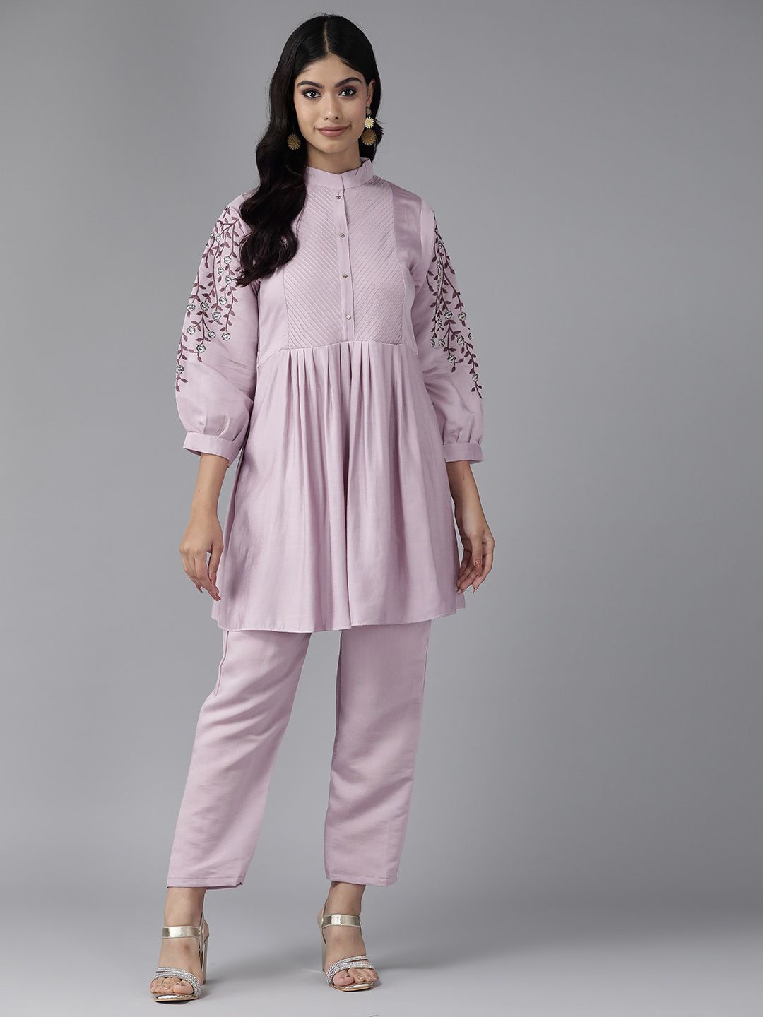 

BAESD Women Floral Printed Regular Pure Silk Kurta with Trousers, Purple