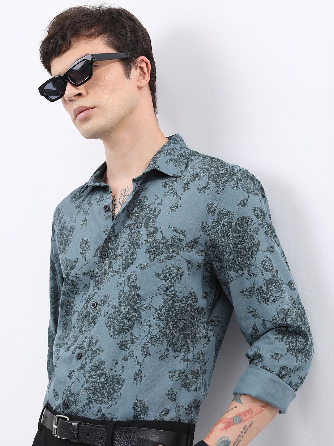 

HIGHLANDER Men Spread Collar Floral Printed Cotton Slim Fit Casual Shirt, Teal