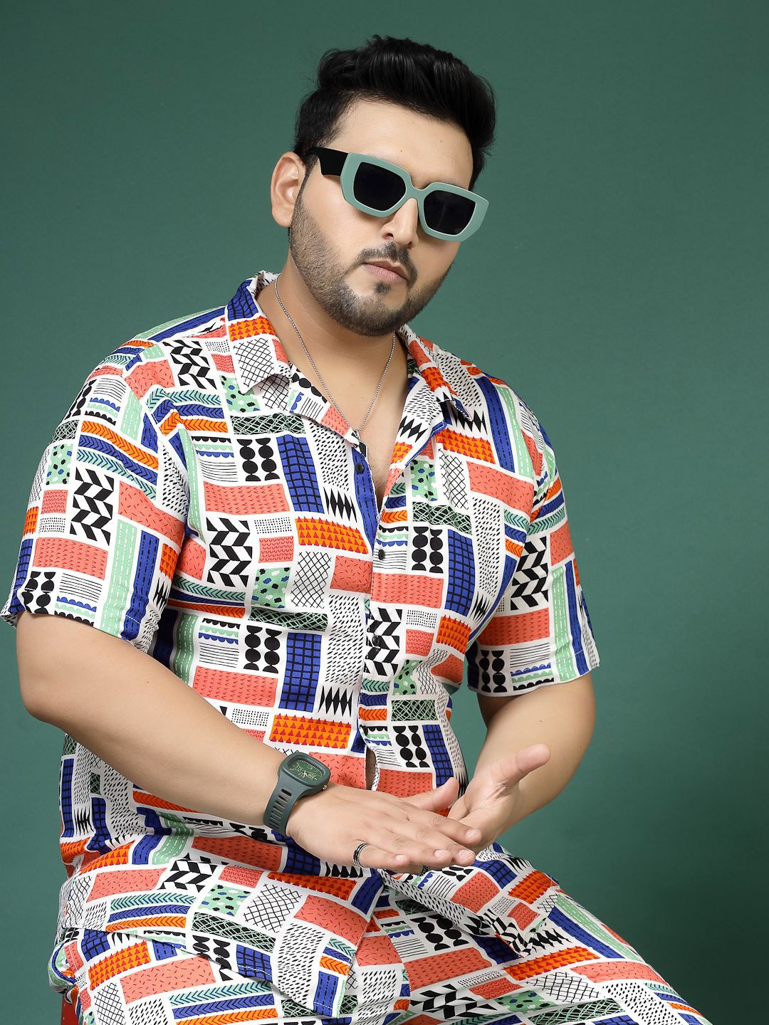

Rigo Plus Size Geometric Printed Shirt & Shorts, White