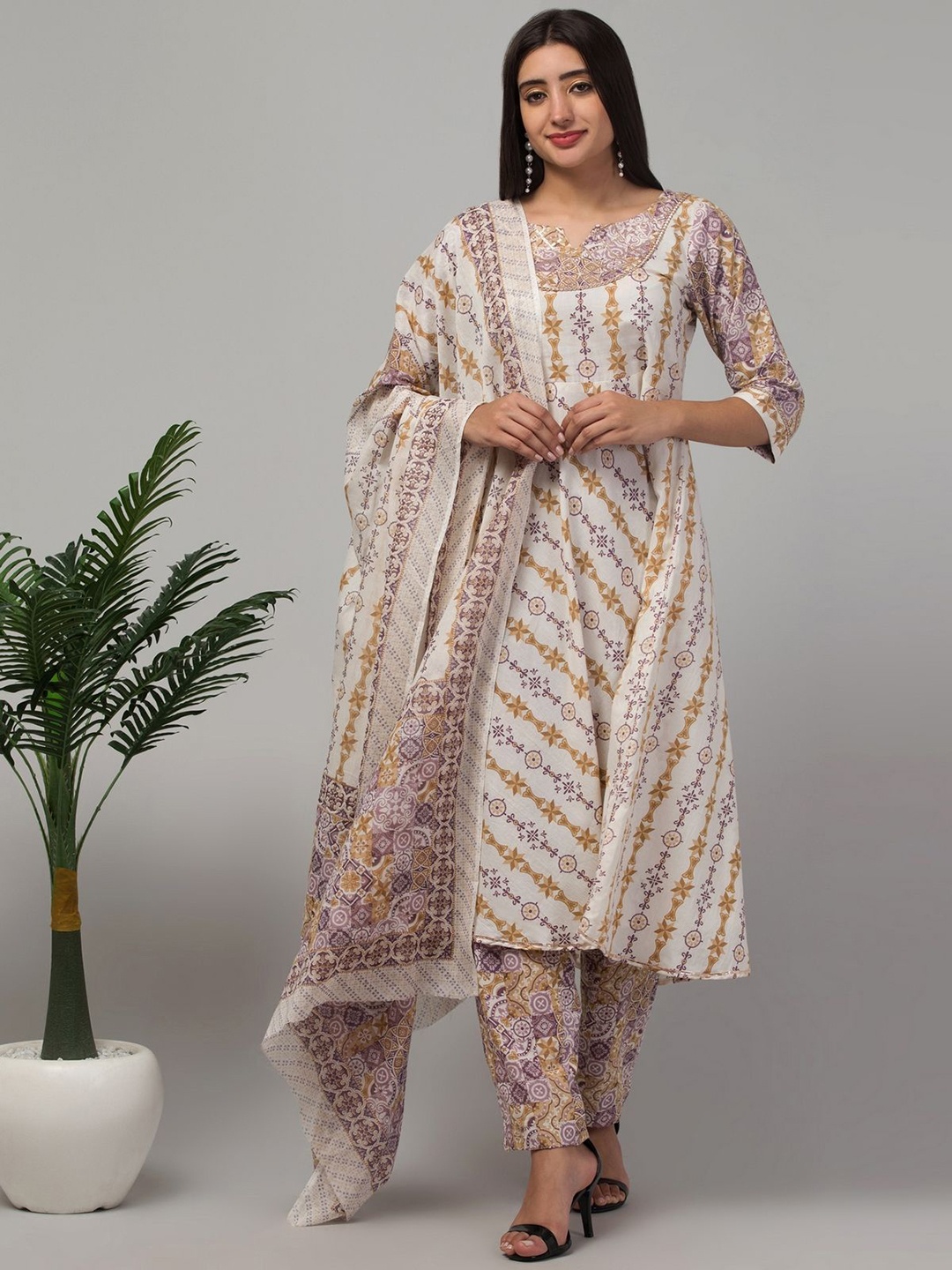 

BESTIC FASHION Women Floral Printed Regular Pure Cotton Kurta with Trousers & With Dupatta, Purple