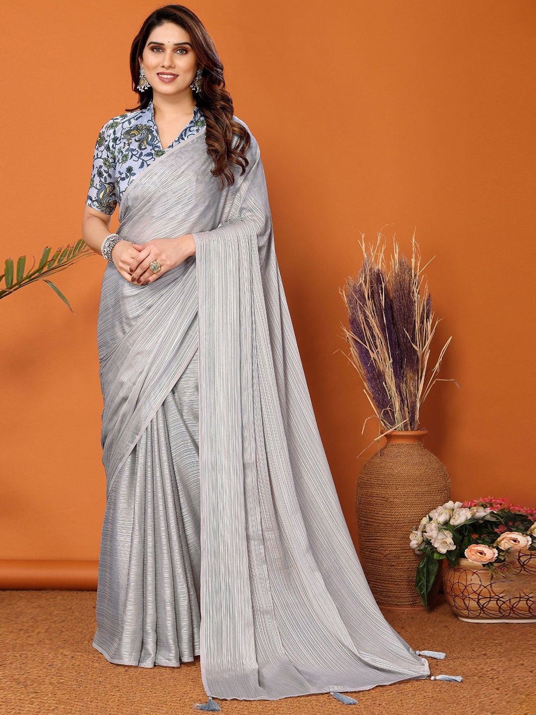 

MySilkLove Woven Design Striped Saree, Grey