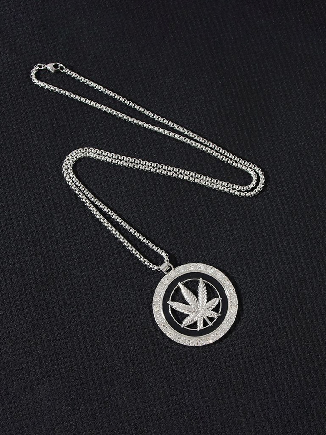 

KRENOZ Stainless Steel Silver Plated Pendant with Chain