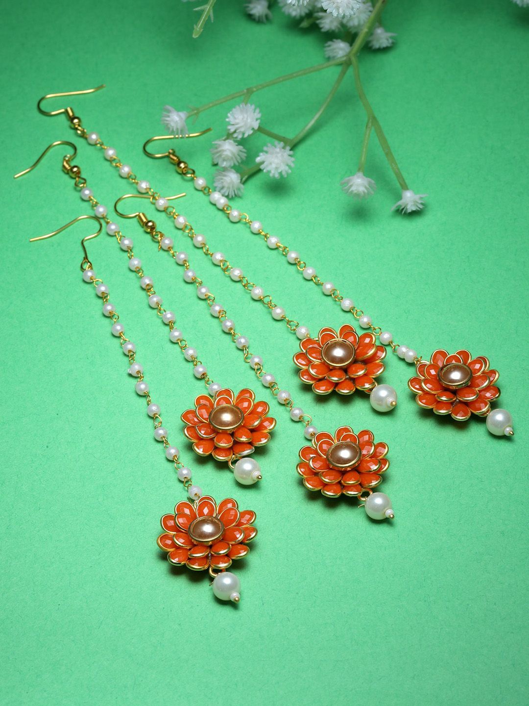 

ZENEME Set of 5 Gold-Plated Stones Studded and Beaded Floral Maang Tikkas