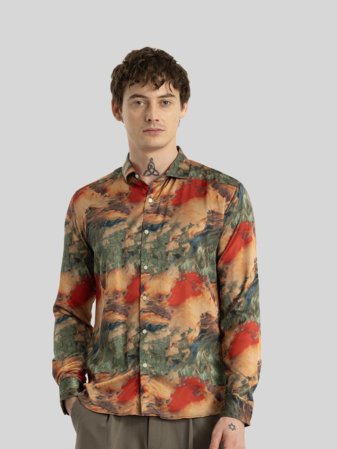 

Snitch Men Smart Slim Fit Opaque Printed Casual Shirt, Cream