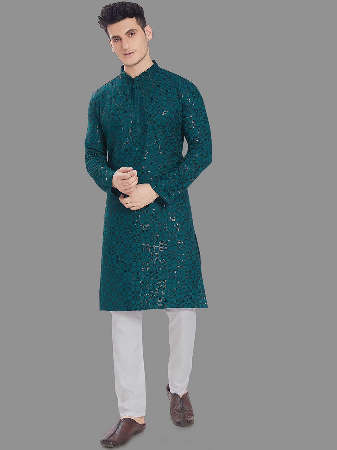 

DIVISIVE Men Thread Work Kurta, Turquoise blue