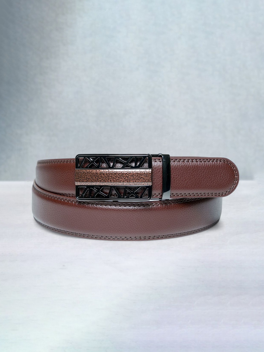 

CHOKORE Men Textured Slider Buckle Closure Leather Casual Belt, Brown