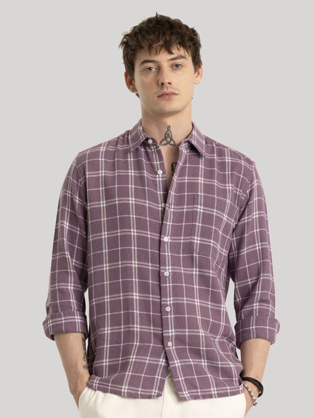 

Snitch Men Smart Slim Fit Opaque Checked Casual Shirt, Purple