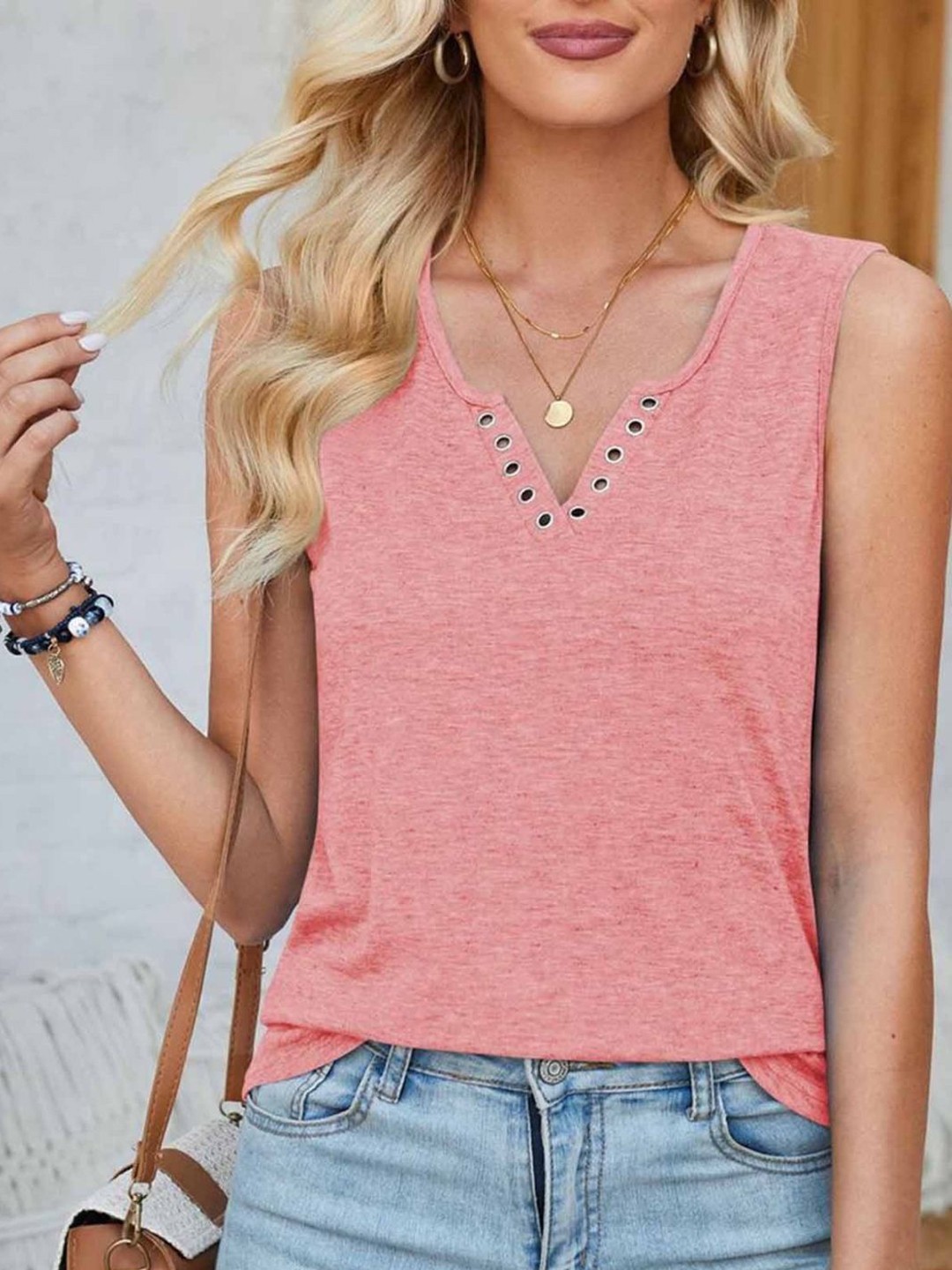 

StyleCast Women Solid Round Neck Top, Pink