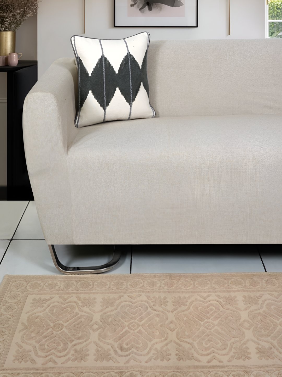 

Ode & Cleo Grey & Off White 1 Piece Embroidered Square Cushion Covers