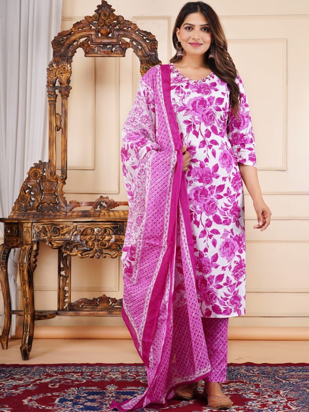 

Moktika Women Floral Regular Pure Cotton Kurti with Trousers & With Dupatta, Pink