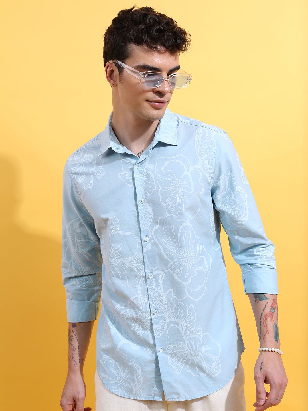 

HIGHLANDER Men Spread Collar Floral Printed Cotton Slim Fit Casual Shirt, Blue