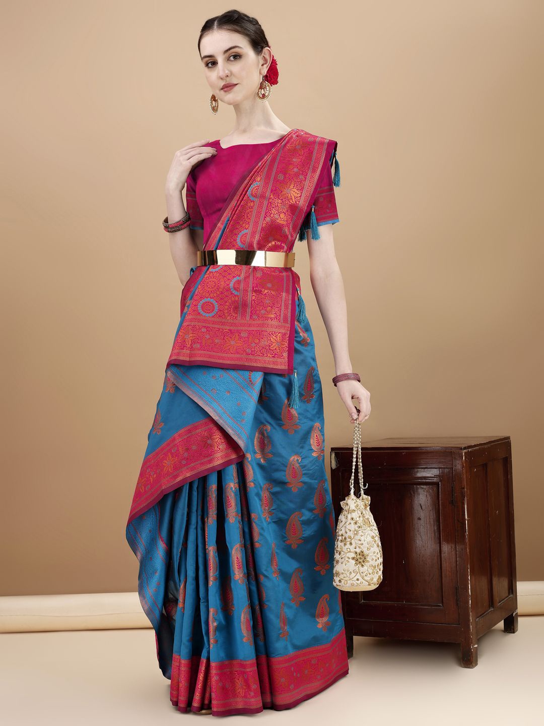 

JUST FASHION Paisley Zari Banarasi Saree, Blue