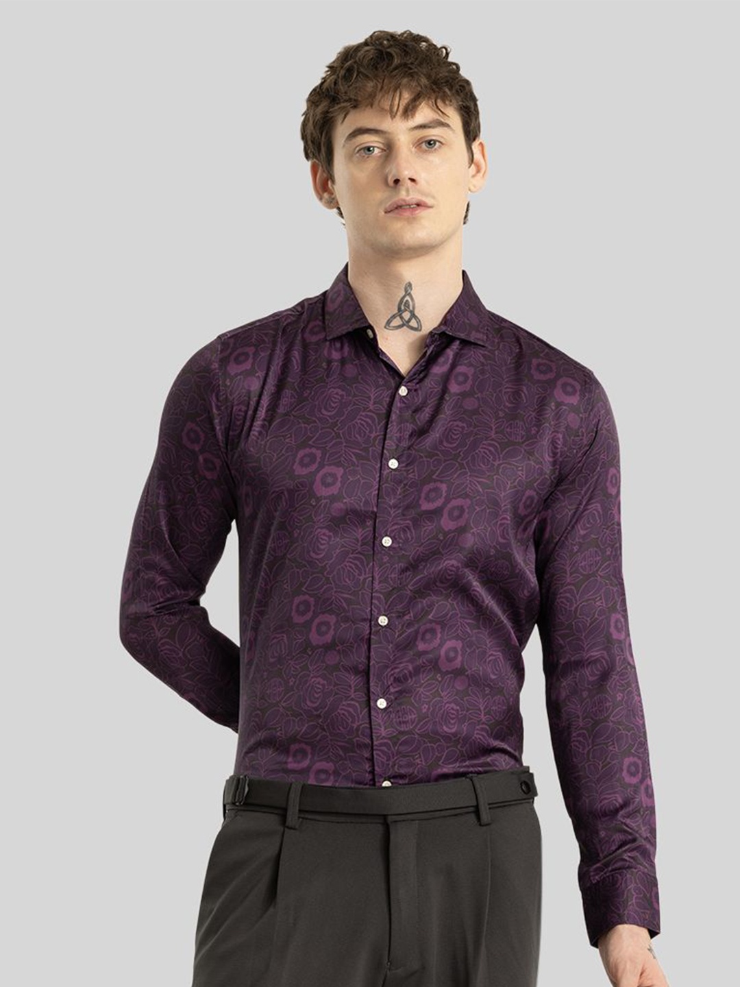 

Snitch Men Smart Slim Fit Opaque Printed Formal Shirt, Purple