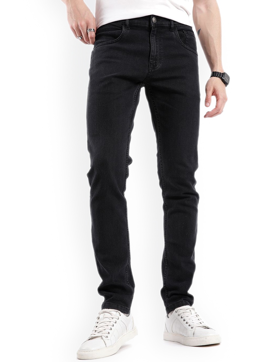 

WROGN Men Comfort Slim Fit Low Distress Jeans, Black