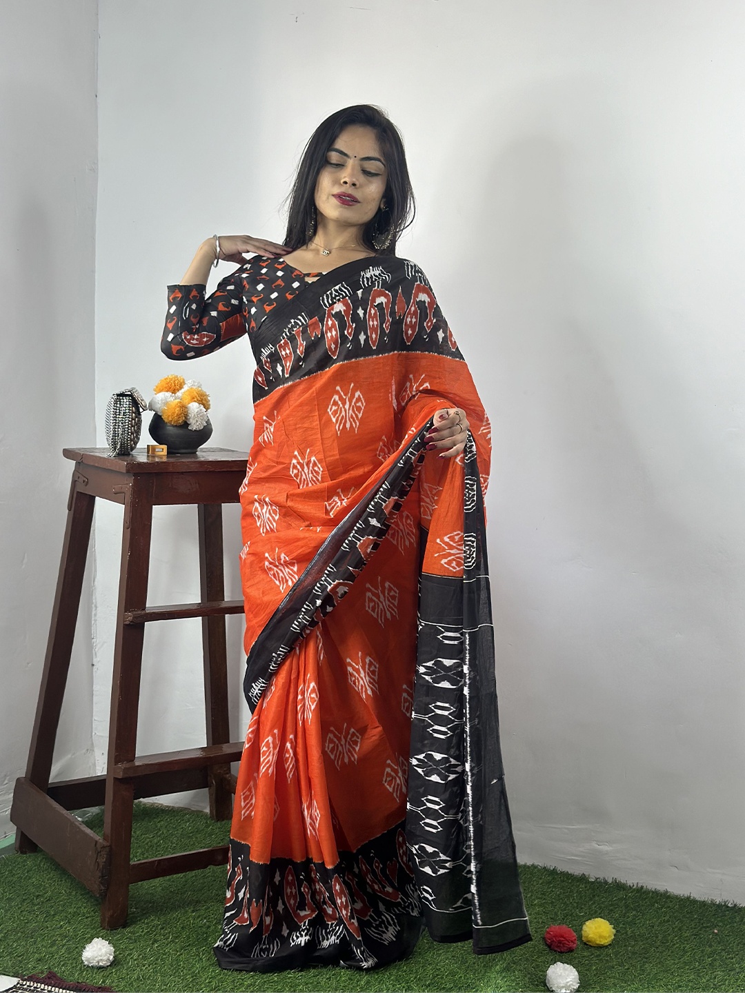 

Anouk Ethnic Motifs Printed Pure Cotton Bagru Saree, Orange