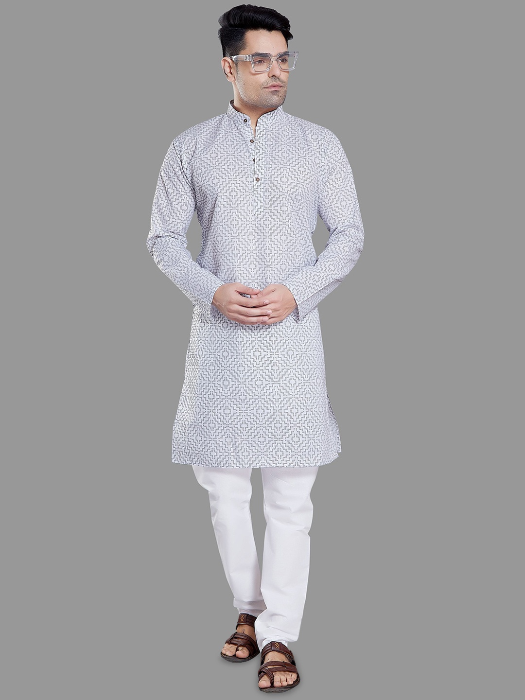 

DIVISIVE Men Printed Regular Kurta with Pyjamas, White