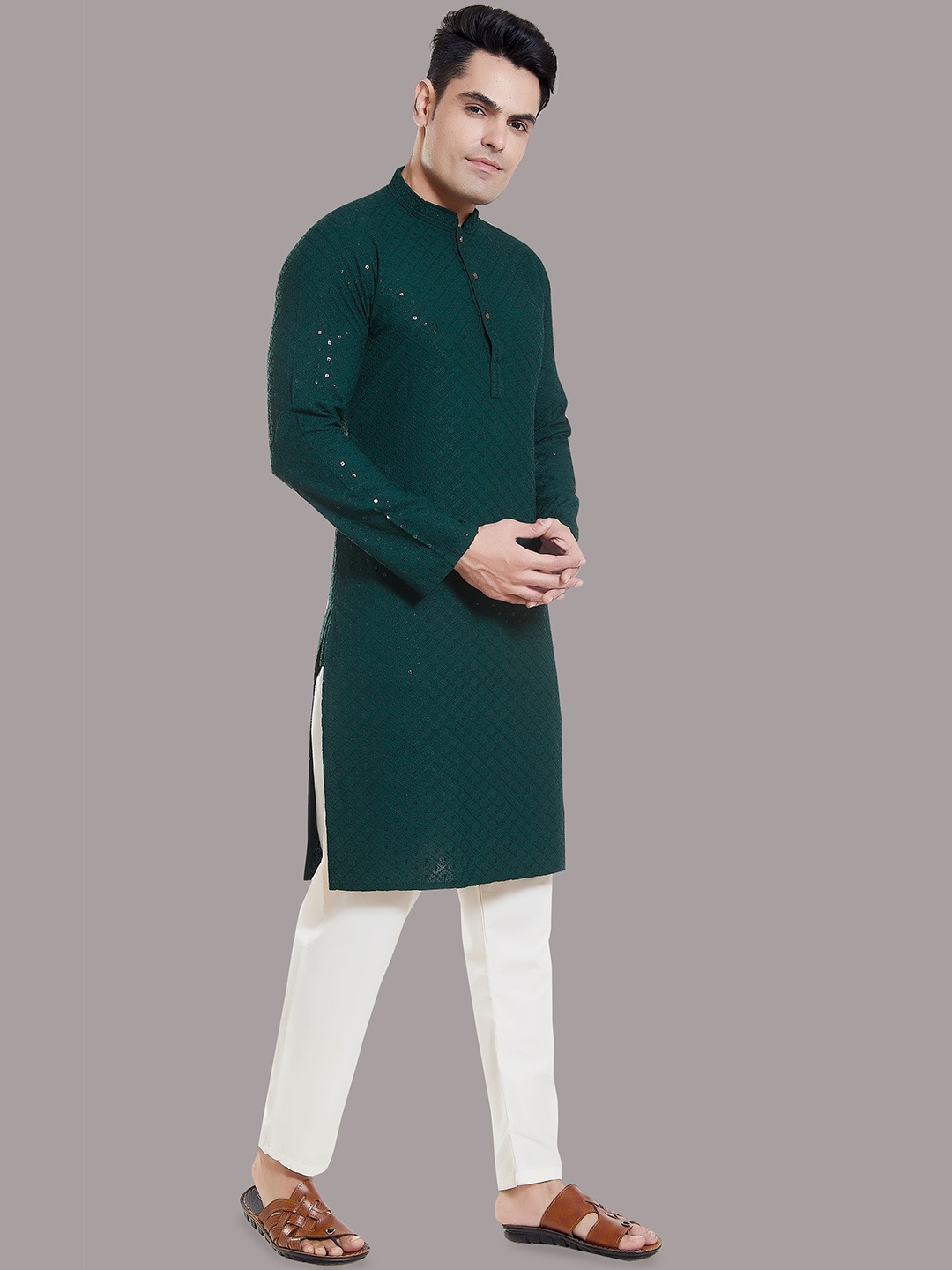 

DIVISIVE Men Thread Work Kurta, Green