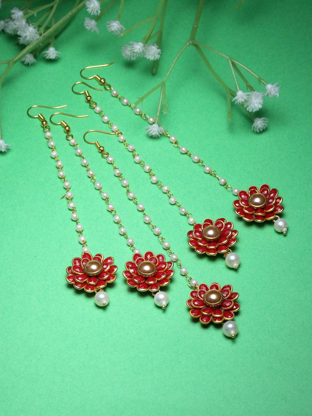 

ZENEME Set of 5 Gold-Plated Stones Studded and Beaded Floral Maang Tikkas