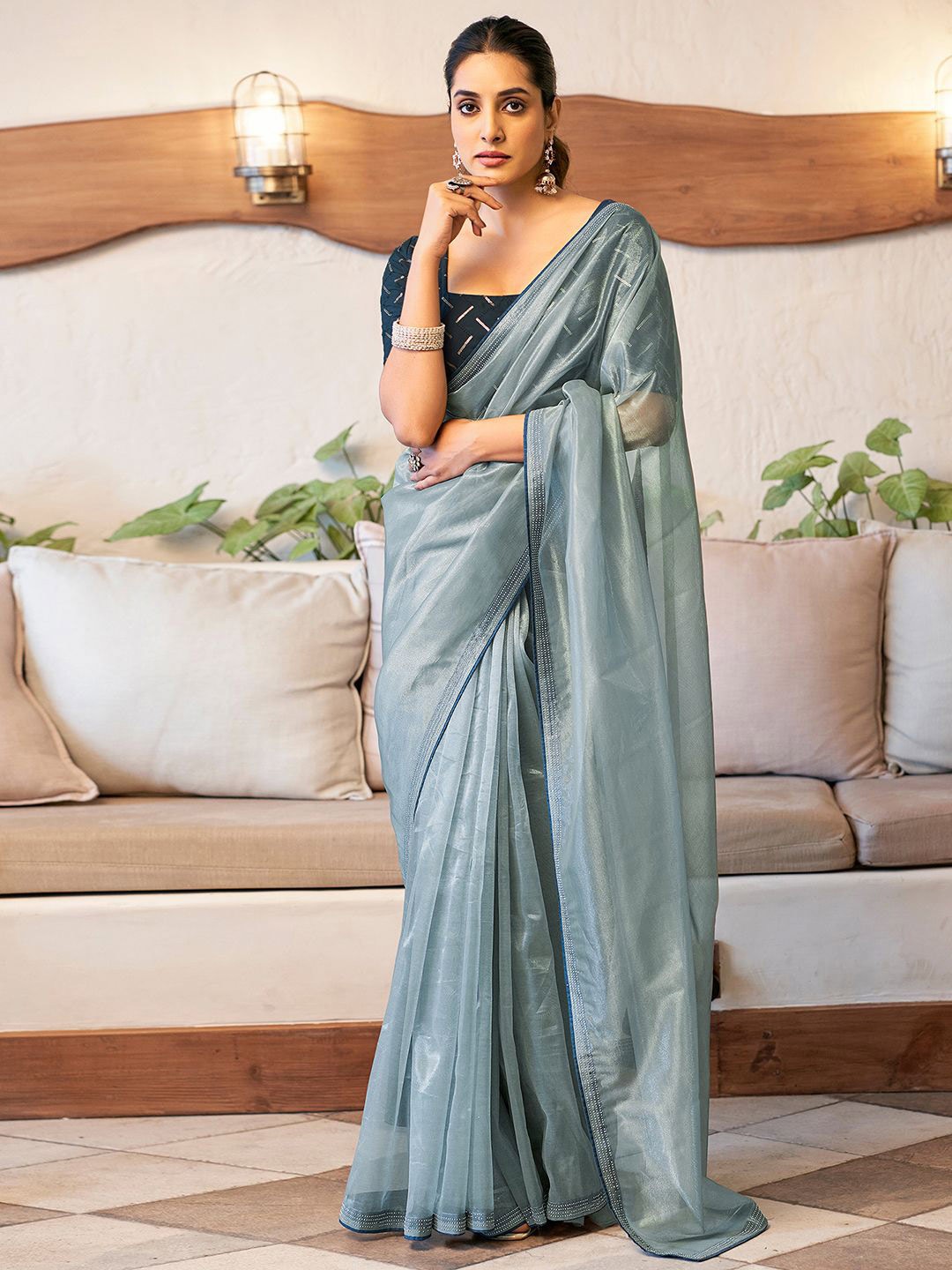 

Satrani Solid Sequinned Net Saree, Grey