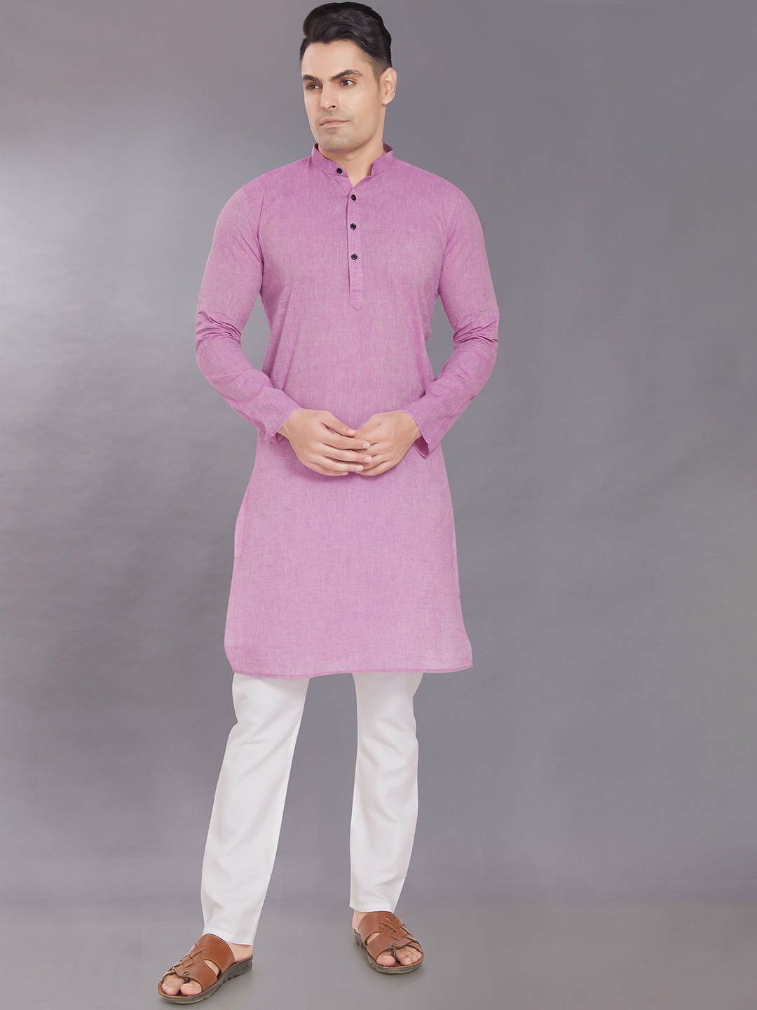 

DIVISIVE Men Chikankari Kurta, Lavender