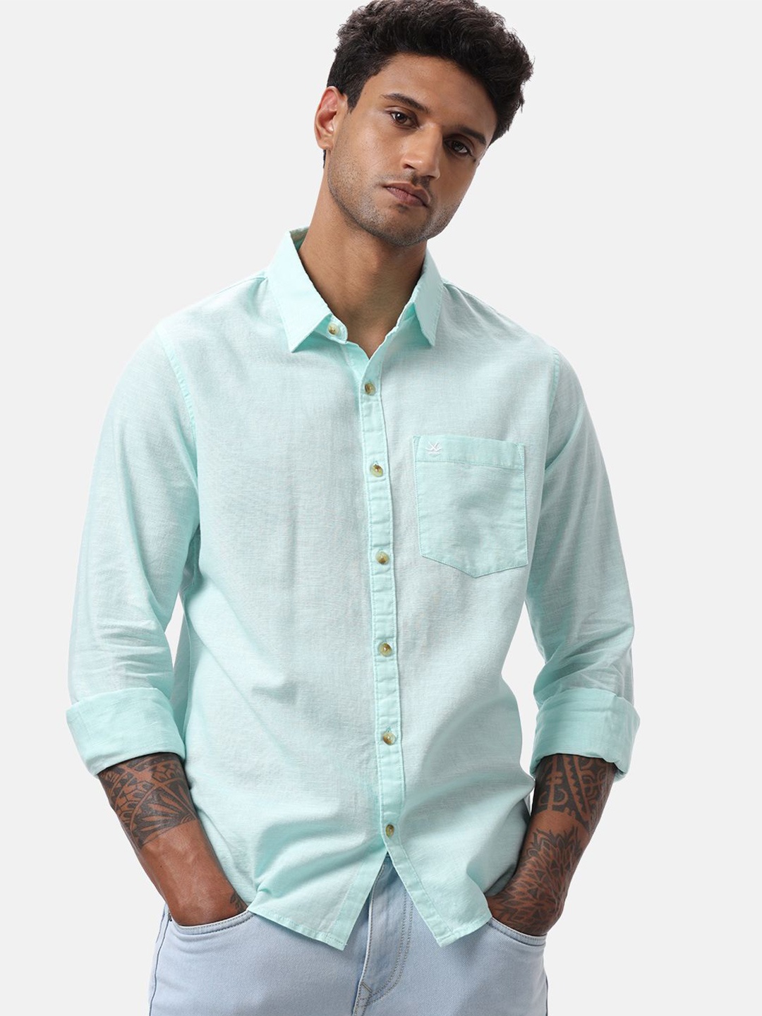 

WROGN Men Custom Spread Collar Solid Cotton Casual Shirt, Blue